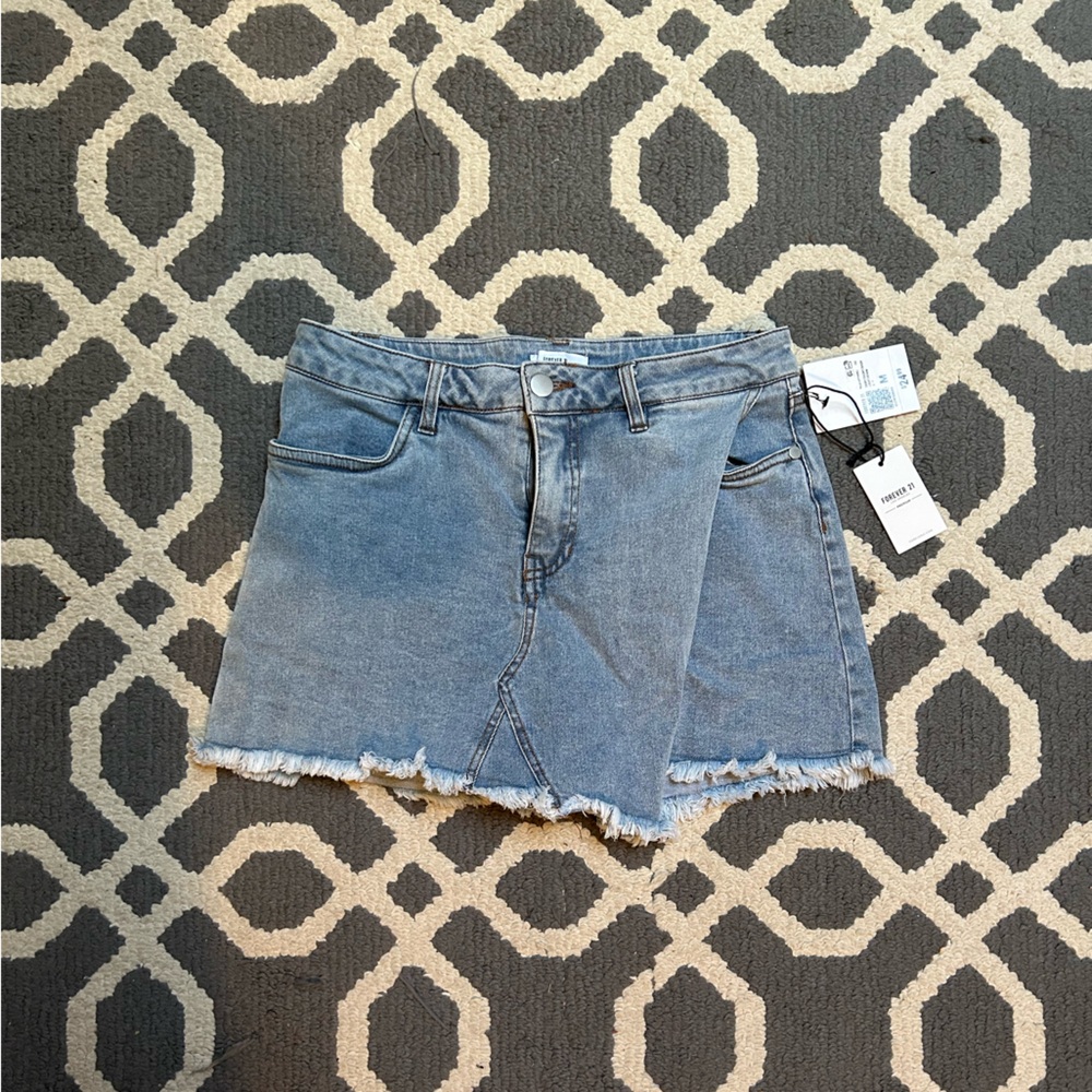 NWT Forever21 Jean Skort